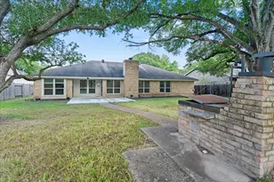 10403 Pinehurst Dr, Austin, TX 78747 - Photo 27