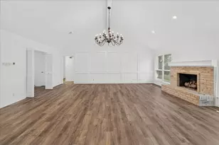 10403 Pinehurst Dr, Austin, TX 78747 - Photo 9