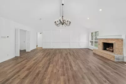 10403 Pinehurst Drive, Austin, TX 78747 - Photo 9