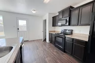 3000 Cressler Ln, Jarrell, TX 76537 - Photo 11