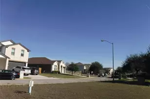 317 Gettysburg Loop, Elgin, TX 78621 - Photo 11