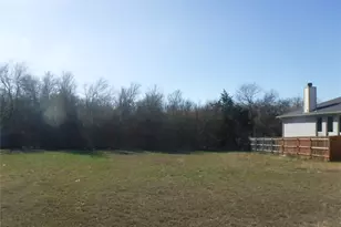 317 Gettysburg Loop, Elgin, TX 78621 - Photo 5