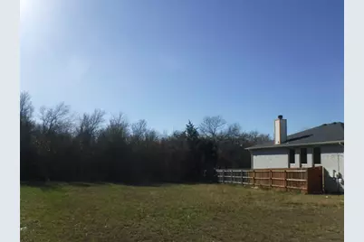 317 Gettysburg Loop, Elgin, TX 78621 - Photo 13