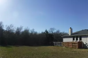 317 Gettysburg Loop, Elgin, TX 78621 - Photo 13