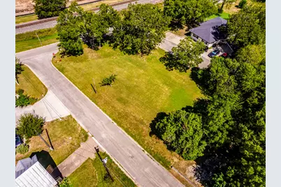 301 Railroad Street, Buda, TX 78610 - Photo 3