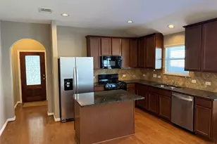 419 Strawberry Blonde Dr, Buda, TX 78610 - Photo 3