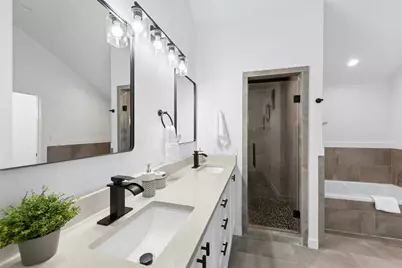 14300 Summit View Drive, Leander, TX 78641 - Photo 17