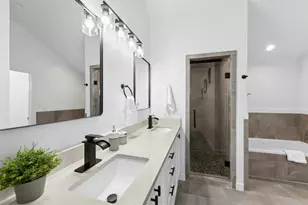 14300 Summit View Dr, Leander, TX 78641 - Photo 19