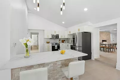 14300 Summit View Drive, Leander, TX 78641 - Photo 7