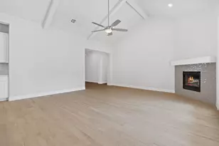 102 Majestic Arroyo Way, Lakeway, TX 78738 - Photo 5