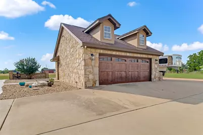 106 Deep Lake Drive, Liberty Hill, TX 78642 - Photo 23