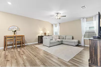 934 Main Street, Hutto, TX 78634 - Photo 17