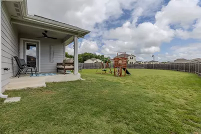 934 Main Street, Hutto, TX 78634 - Photo 29