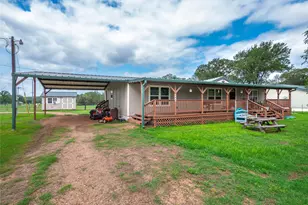 243 Highline Dr, Bastrop, TX 78602 - Photo 3