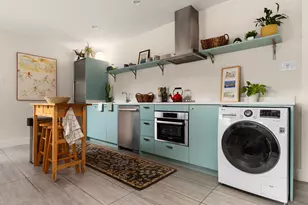 1208 Enfield Rd, Austin, TX 78703 - Photo 9