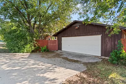 1543 W Clark Street, Bartlett, TX 76511 - Photo 37