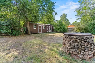 1543 W Clark Street, Bartlett, TX 76511 - Photo 29