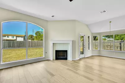 13401 Kinder Pass, Austin, TX 78727 - Photo 5