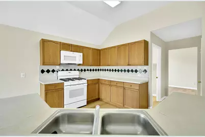13401 Kinder Pass, Austin, TX 78727 - Photo 7
