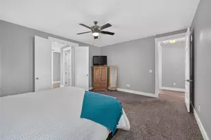 1051 Trailhead Cir, Dripping Springs, TX 78620 - Photo 15