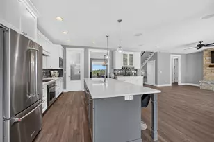 1051 Trailhead Cir, Dripping Springs, TX 78620 - Photo 11