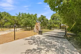 262 E Ridgewood Rd, Georgetown, TX 78633 - Photo 39