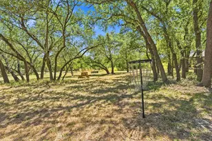 262 E Ridgewood Rd, Georgetown, TX 78633 - Photo 35