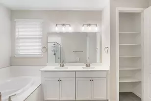 117 Alistair Dr, Georgetown, TX 78633 - Photo 11