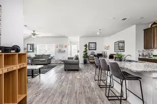 126 Balsam St, Hutto, TX 78634 - Photo 9