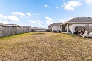 126 Balsam St, Hutto, TX 78634 - Photo 35