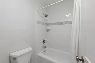 7920 Rockwood Ln, Austin, TX 78757 - Photo 15