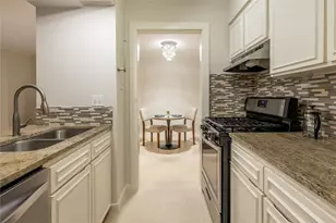 7920 Rockwood Ln, Austin, TX 78757 - Photo 9