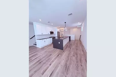 1417 Kramer Ln #4, Austin, TX 78758 - Photo 9