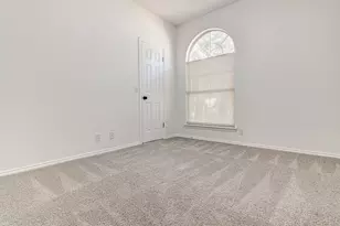 9009 Colberg Dr, Austin, TX 78749 - Photo 15