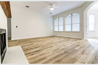 9009 Colberg Drive, Austin, TX 78749 - Photo 7