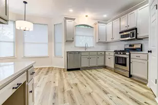 9009 Colberg Dr, Austin, TX 78749 - Photo 9