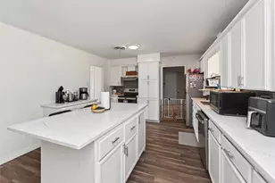 1205 W Haynie St, Llano, TX 78643 - Photo 13