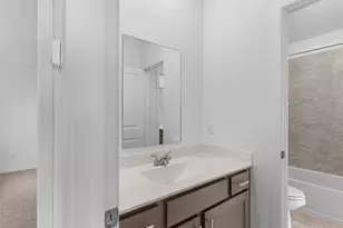 13821 Tucker Hedge Pass, Elgin, TX 78621 - Photo 19