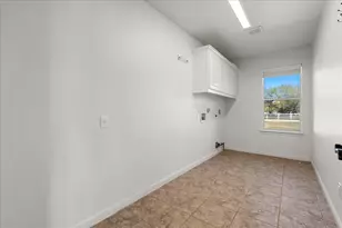 375 Colorado Dr, Cedar Creek, TX 78612 - Photo 13