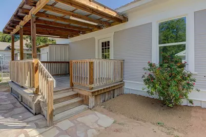 743 S Blanco Street S, Lockhart, TX 78644 - Photo 15