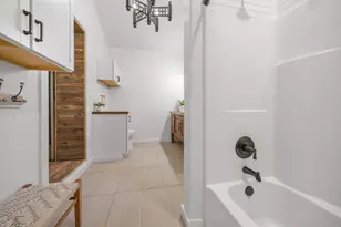 205 Old Austin Hwy, Johnson City, TX 78636 - Photo 17