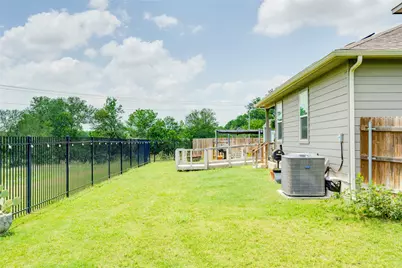 713 Bluffview Drive, Bastrop, TX 78602 - Photo 23