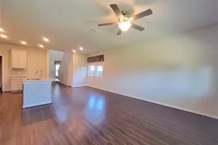 220 Mountain Valley St, Georgetown, TX 78628 - Photo 9
