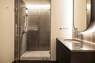 610 Davis St, Austin, TX 78701 - Photo 19