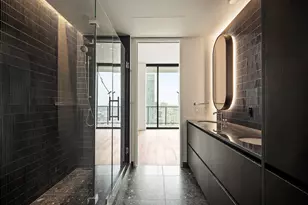 610 Davis St, Austin, TX 78701 - Photo 11