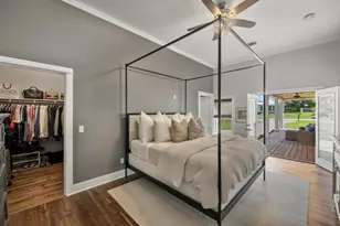 539 Elm St, New Ulm, TX 78950 - Photo 9