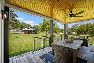 539 Elm Street, New Ulm, TX 78950 - Photo 19