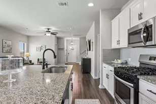 124 Moravia Rd, Georgetown, TX 78626 - Photo 7