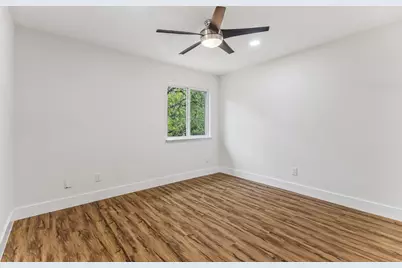 8921 Corran Ferry Drive, Austin, TX 78749 - Photo 27