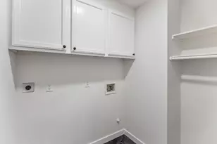 8921 Corran Ferry Dr, Austin, TX 78749 - Photo 19